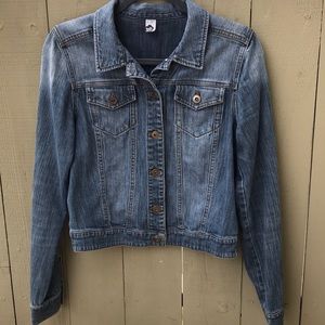Mid wash denim jacket